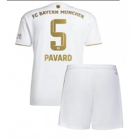 Bayern Munich Benjamin Pavard #5 Udebanesæt Børn 2022-23 Kortærmet (+ Korte bukser)